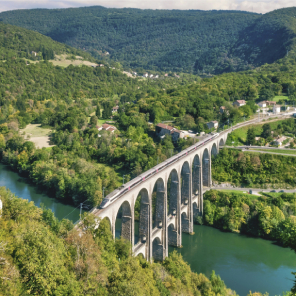 Cize Bolozon viaduct NE Lyon snap wander lnKlwUmYS 0 unsplash