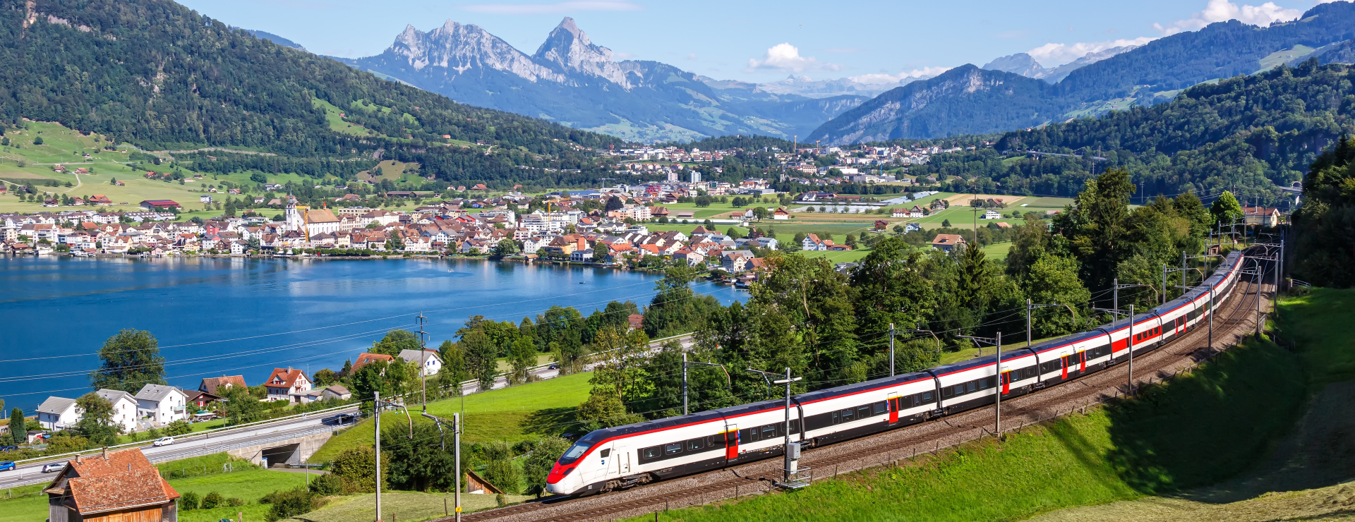Header shutterstock 2418147737